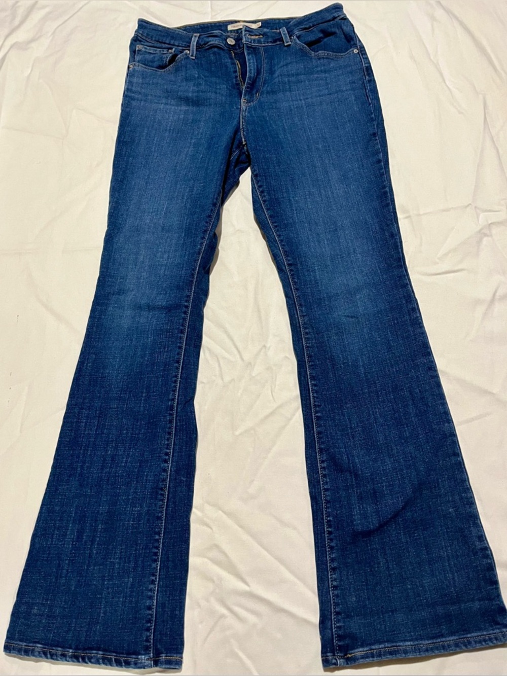 Levi's Women’s Denim Flare Jeans, long length